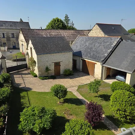 Au Pied Du Lavoir Odile Grezille