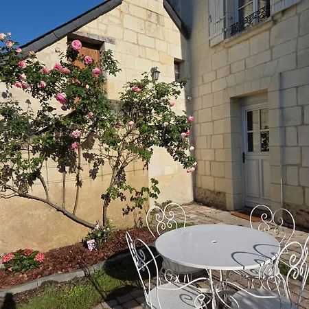 Au Pied Du Lavoir Odile *