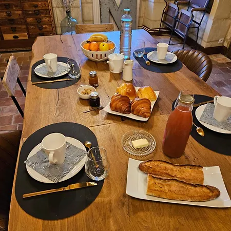 Au Pied Du Lavoir Odile Bed and breakfast