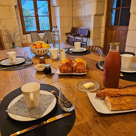 Au Pied Du Lavoir Odile