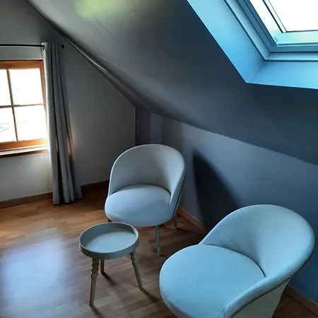 Au Pied Du Lavoir Odile Bed and breakfast *