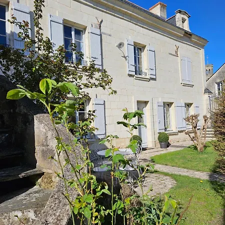 Au Pied Du Lavoir Odile Bed and breakfast *